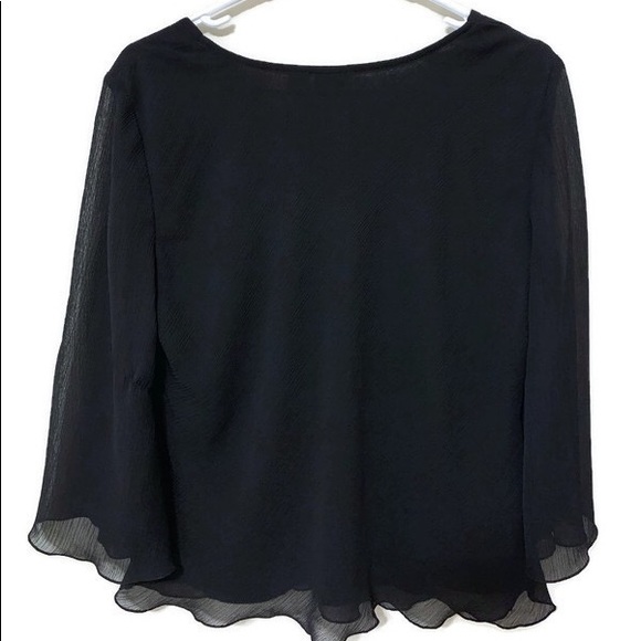 Women’s top - Picture 2 of 4